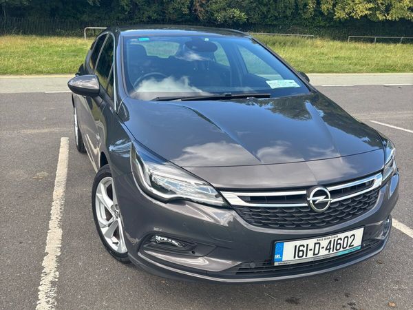 Opel Astra Hatchback, Petrol, 2016, Grey