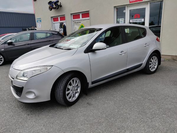Renault Megane Hatchback, Diesel, 2012, Silver