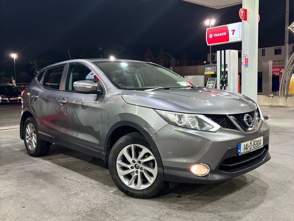 Nissan Qashqai Hatchback, Diesel, 2014, Grey