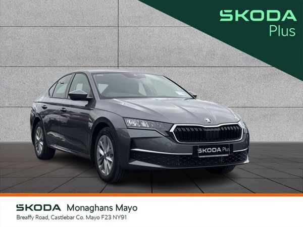 Skoda Octavia Hatchback, Diesel, 2025, Grey