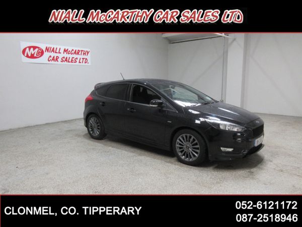Ford Focus Hatchback, Petrol, 2018, Black