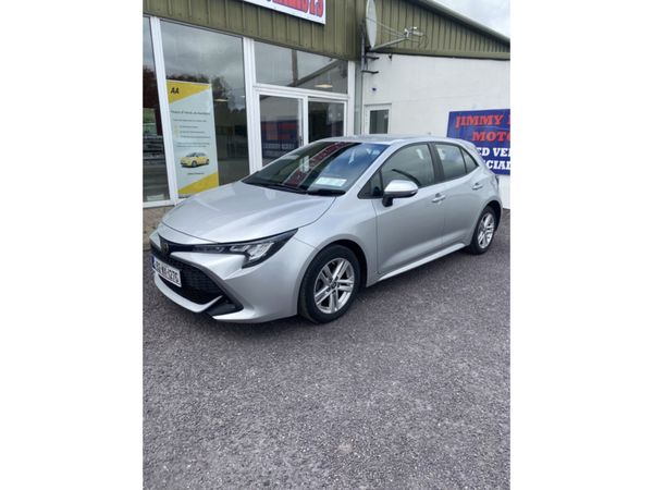 Toyota Corolla Hatchback, Petrol, 2019, Silver
