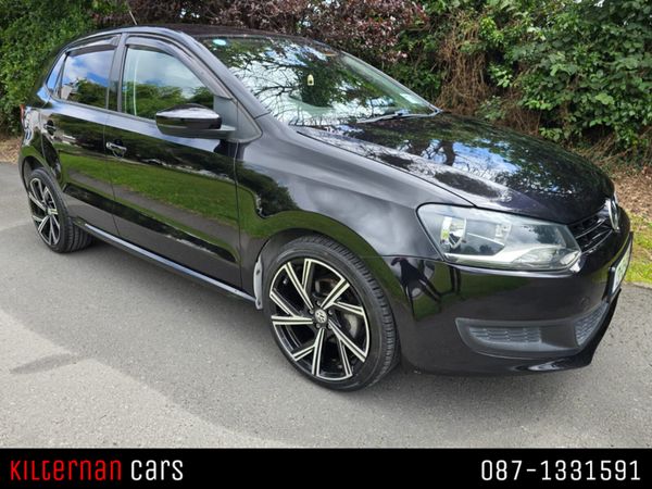 Volkswagen Polo Hatchback, Petrol, 2013, Black