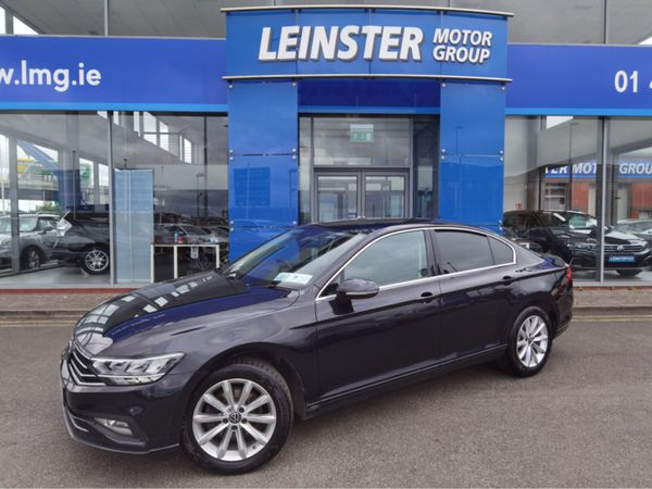 Volkswagen Passat Saloon, Diesel, 2021, Black