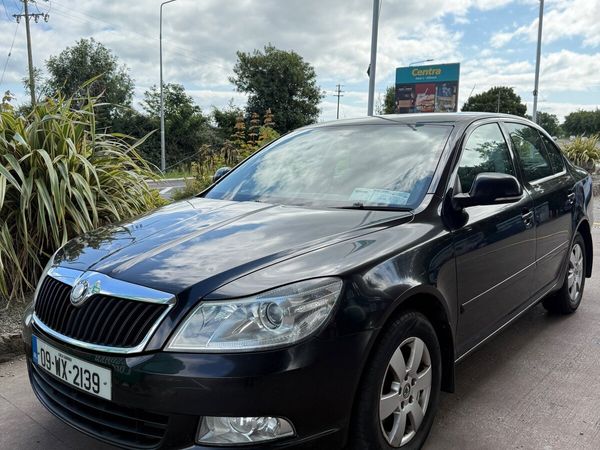 Skoda Octavia Hatchback, Diesel, 2009, Black