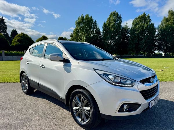 Opel Astra Hatchback, Petrol, 2011, Silver