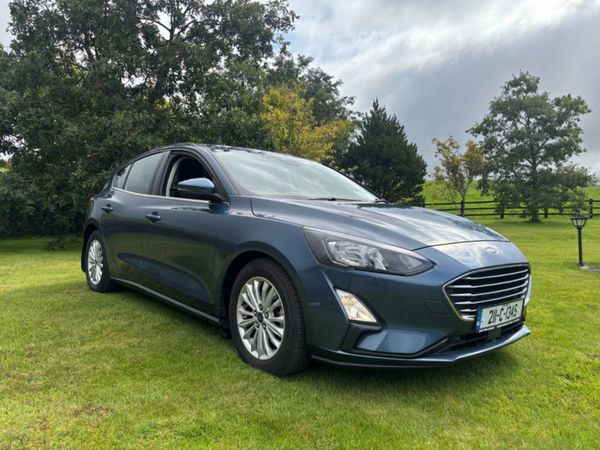 Ford Focus Hatchback, Petrol Hybrid, 2021, Blue