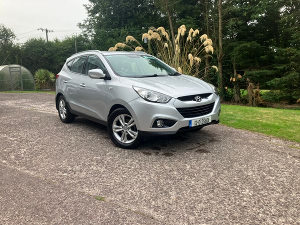 Hyundai ix35 SUV, Diesel, 2012, Silver