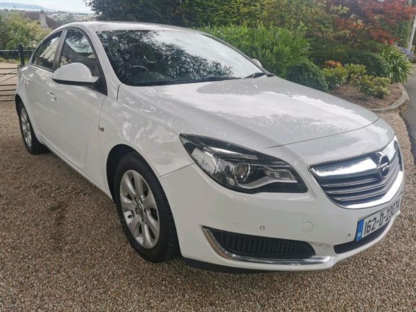 Opel Insignia Saloon, Diesel, 2016, White