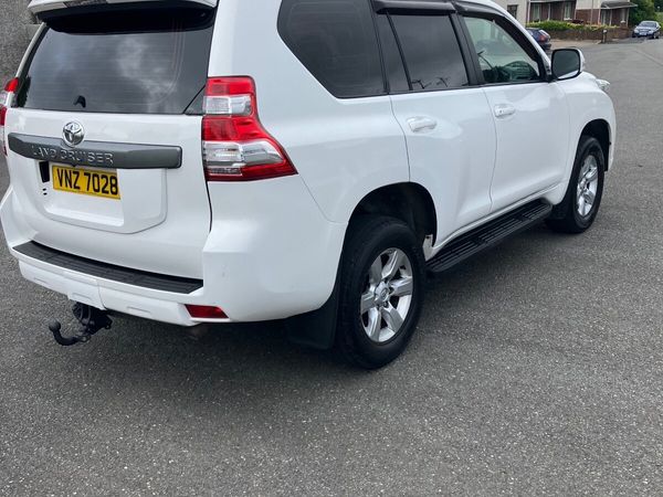 Toyota Land Cruiser SUV, Diesel, 2016, White