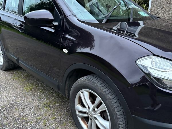 Nissan Qashqai Hatchback, Diesel, 2010, Black