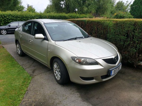 Mazda Mazda3 Saloon, Petrol, 2005, Silver