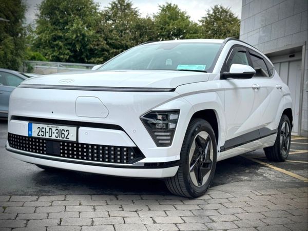 Hyundai KONA MPV, Electric, 2025, White