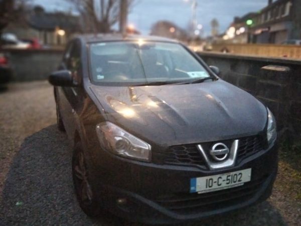 Nissan Qashqai Hatchback, Diesel, 2010, Black