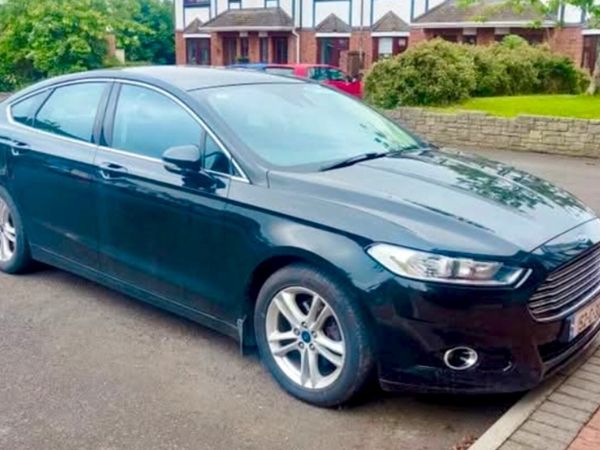 Ford Mondeo Hatchback, Diesel, 2015, Black
