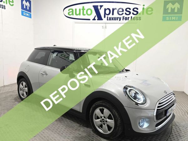 Mini Cooper Hatchback, Petrol, 2016, Silver