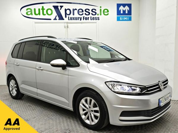 Volkswagen Touran MPV, Petrol, 2016, Silver