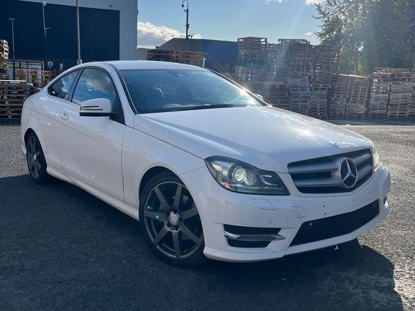 Mercedes-Benz C-Class Coupe, Diesel, 2015, White