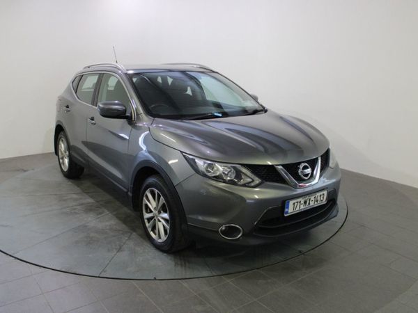Nissan Qashqai SUV, Diesel, 2017, Grey