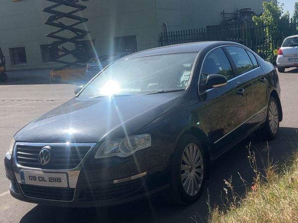 Volkswagen Passat Saloon, Diesel, 2009, Black