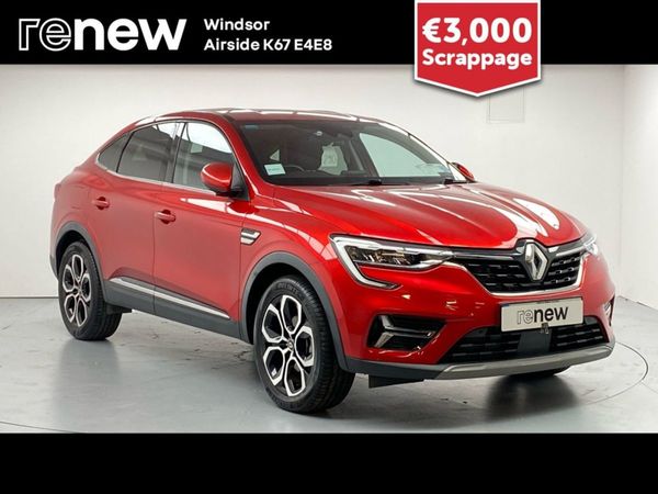 Renault Arkana Hatchback, Petrol, 2022, Red