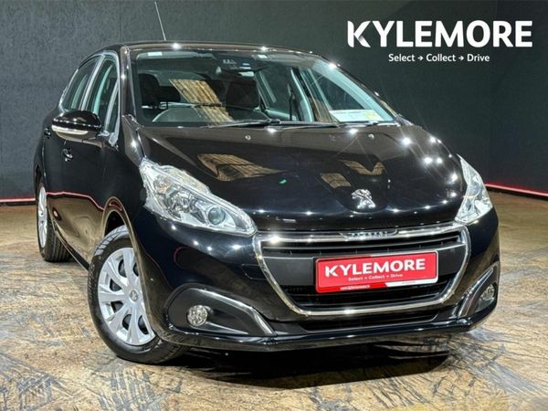 Peugeot 208 Hatchback, Petrol, 2016, Black