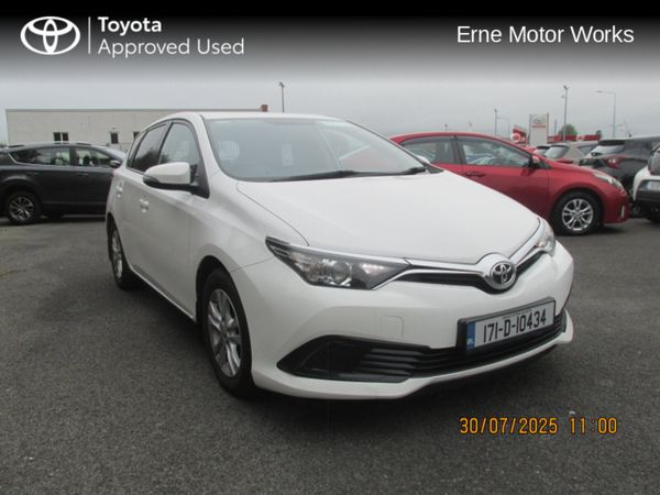 Toyota Auris Van, Diesel, 2017, White
