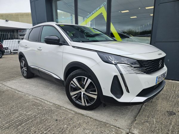 Peugeot 3008 MPV, Diesel, 2022, White