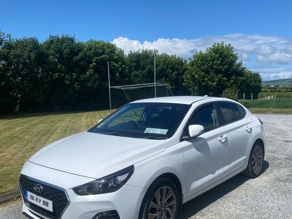 Hyundai i30 Hatchback, Petrol, 2019, White