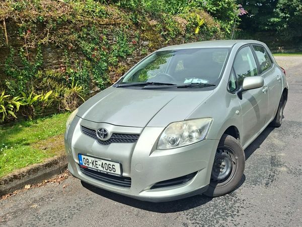 Toyota Auris Hatchback, Petrol, 2008, Silver