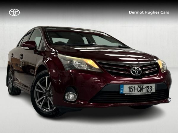Toyota Avensis Saloon, Diesel, 2015, Red