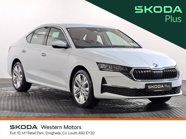 Skoda Octavia Saloon, Petrol, 2024, White