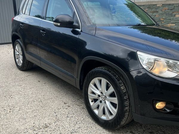 Volkswagen Tiguan SUV, Diesel, 2008, Black