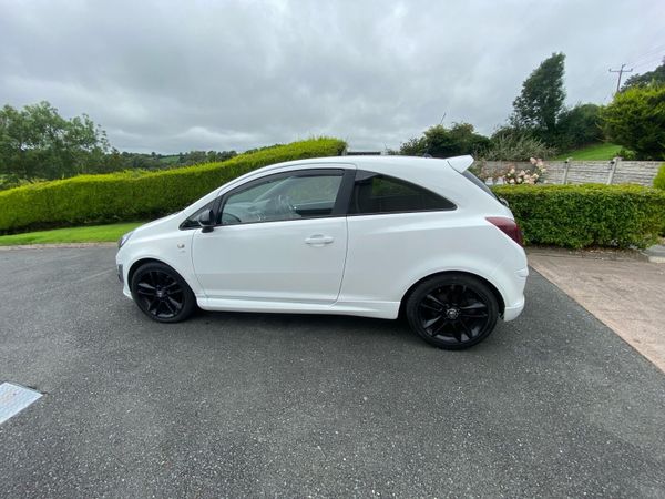 Vauxhall Corsa Hatchback, Diesel, 2013, White