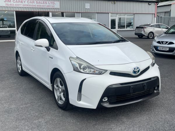 Toyota Prius Hatchback, Petrol Hybrid, 2015, White
