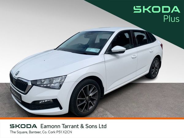 Skoda Scala Hatchback, Petrol, 2021, White
