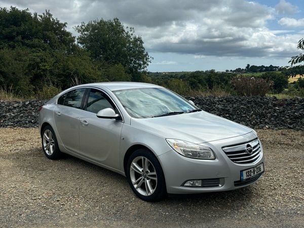 Opel Insignia Saloon, Diesel, 2013, Silver