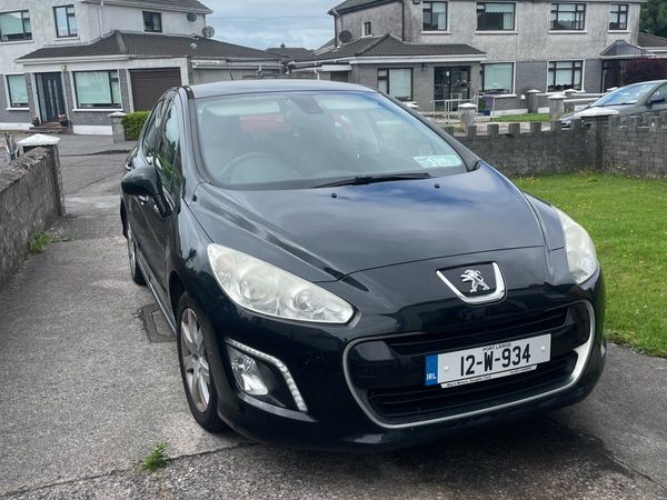 Peugeot 308 MPV, Diesel, 2012, Black