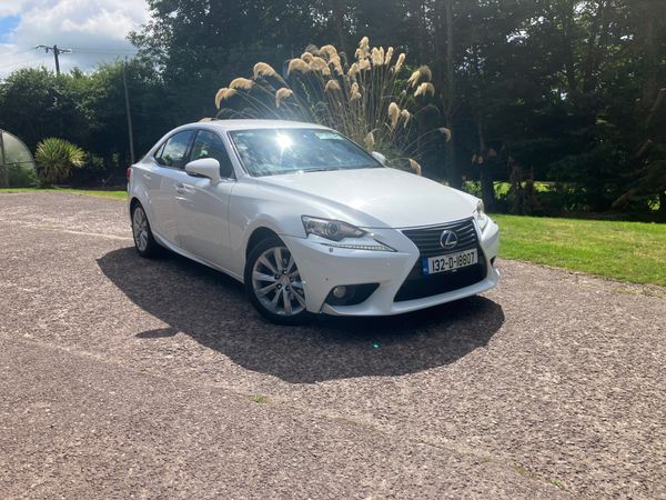 Lexus IS Saloon, Petrol Hybrid, 2013, White
