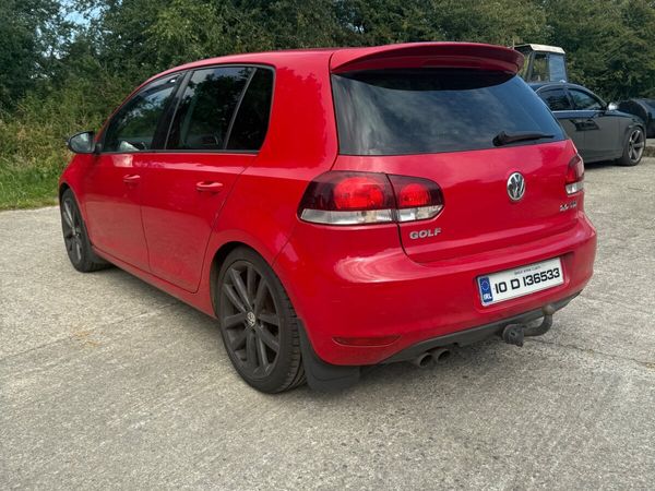 Volkswagen Golf Hatchback, Diesel, 2010, Red