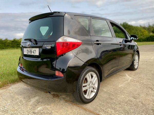 Toyota Verso-S MPV, Petrol, 2013, Black