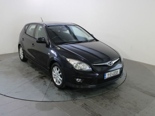 Hyundai i30 Hatchback, Diesel, 2011, Black
