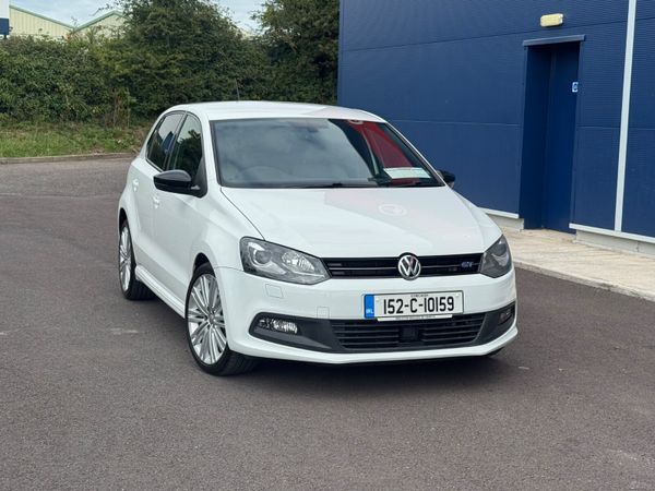 Volkswagen Polo Hatchback, Petrol, 2015, White