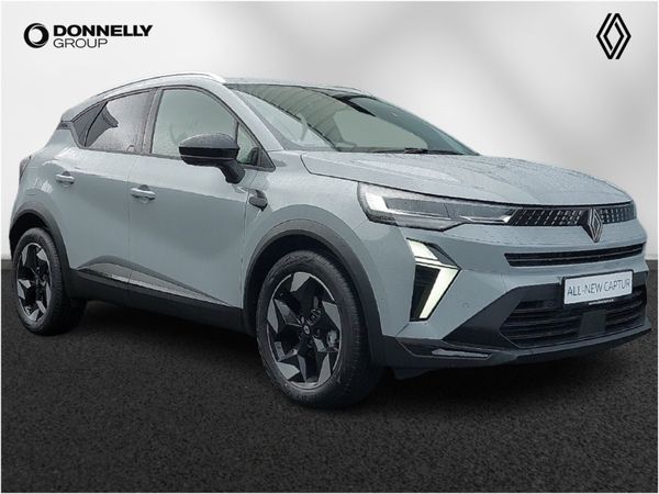 Renault Captur Hatchback, Petrol, 2025, Grey