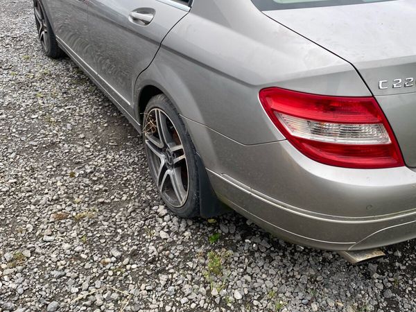 Mercedes-Benz C-Class Saloon, Diesel, 2009, Silver