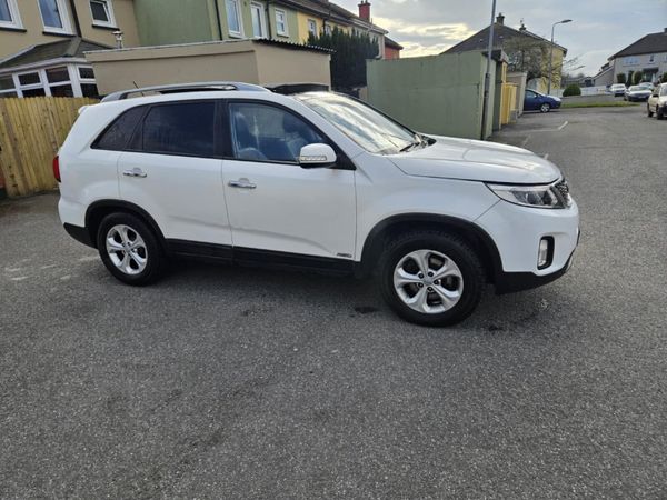 Kia Sorento SUV, Diesel, 2014, White