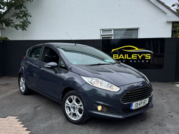 Ford Fiesta Hatchback, Petrol, 2013, Blue