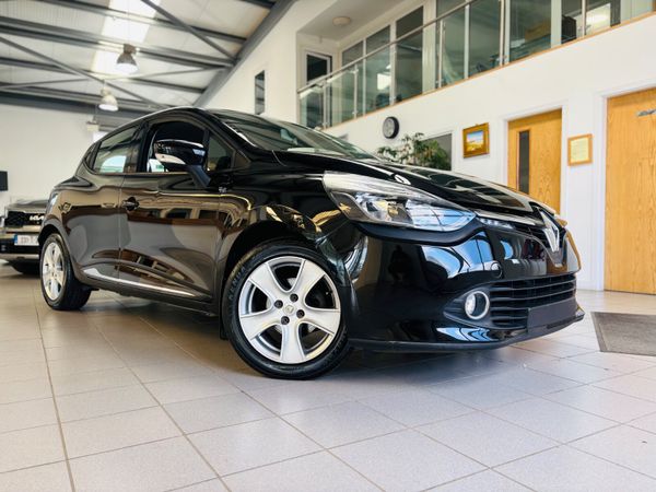 Renault Clio Hatchback, Petrol, 2016, Black