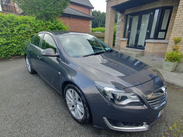 Opel Insignia Hatchback, Diesel, 2015, Grey