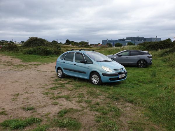 Citroen C4 Picasso MPV, Diesel, 2004, Blue